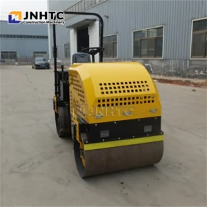 1.8 ton road roller pictures