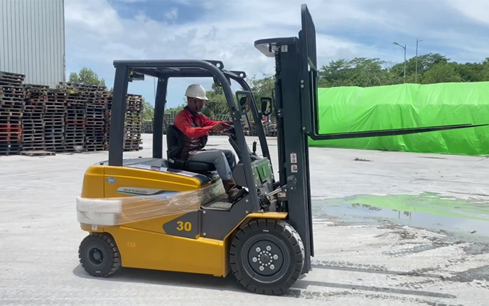 Indonesia Cement Plant Forklift Project